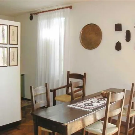 Volumni Hotel 3*
